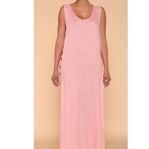 beach cover up   
 organic cotton 
Luxury resort - Picture 4 of 8